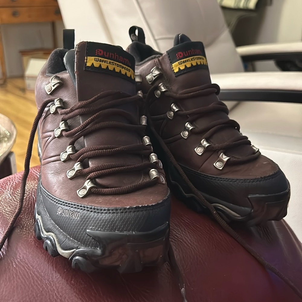 Womens Dunham Wafflestomper